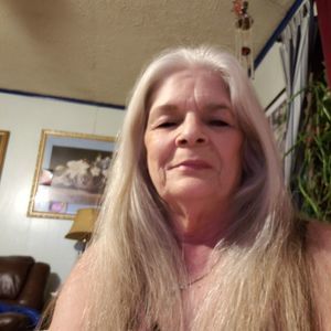 Meet your Posher, Edna